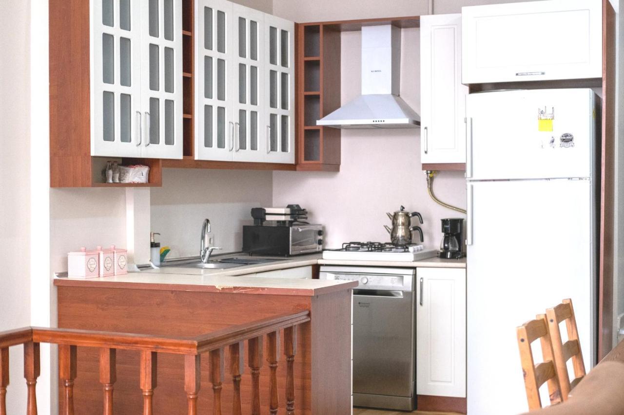 Garden Duplex With Netflix Close To Taksim,Bomonti Apartman Isztambul Kültér fotó