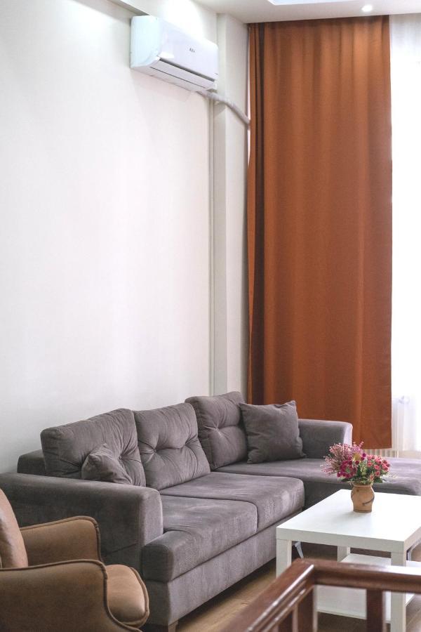 Garden Duplex With Netflix Close To Taksim,Bomonti Apartman Isztambul Kültér fotó