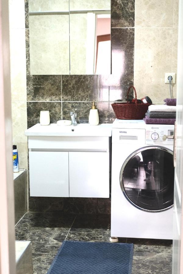 Garden Duplex With Netflix Close To Taksim,Bomonti Apartman Isztambul Kültér fotó