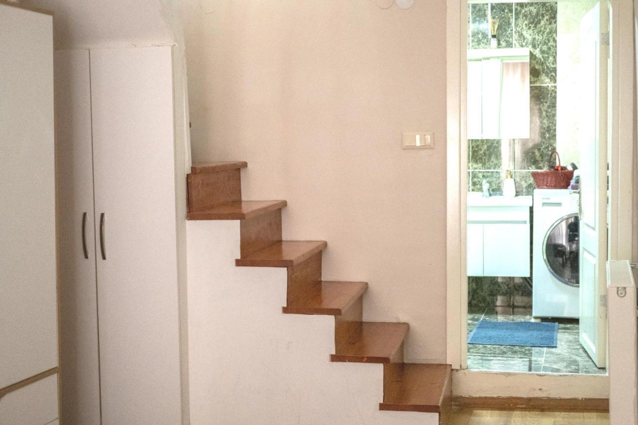 Garden Duplex With Netflix Close To Taksim,Bomonti Apartman Isztambul Kültér fotó